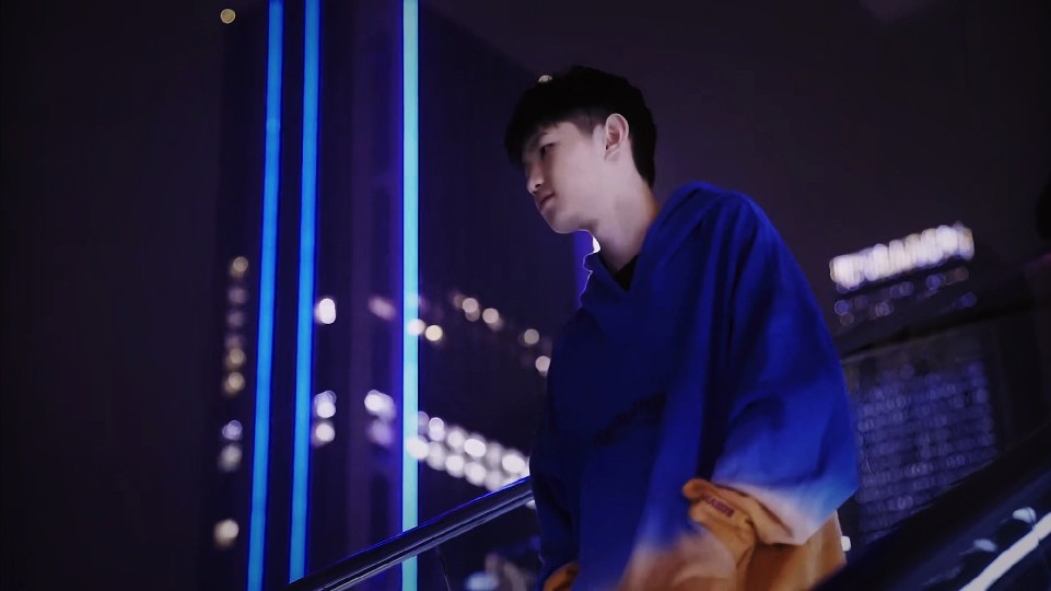 何最大化发 何最大化发