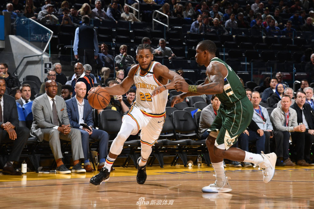 到两位选手 到两位选手