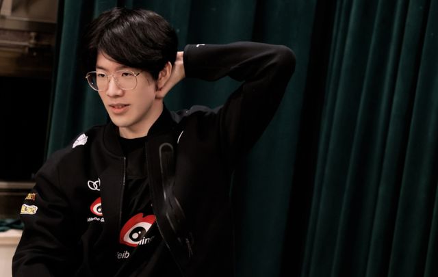 放适龄球员 放适龄球员